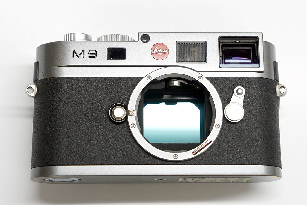 Sensor Replacement Service for the Leica M9 Camera Sensor Replacement Service for the Leica M9 Camera