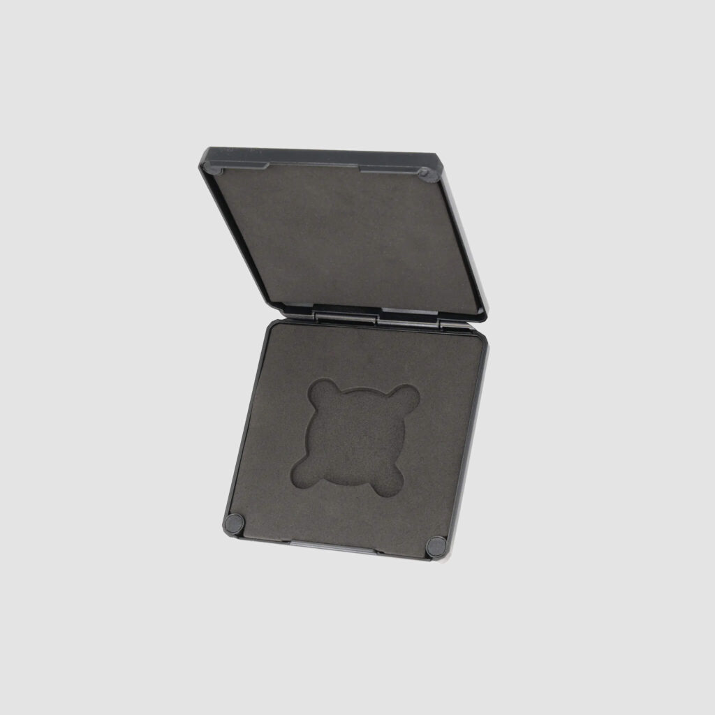 Kolari Magnetic Filter Case   49MMKPCASE product shot