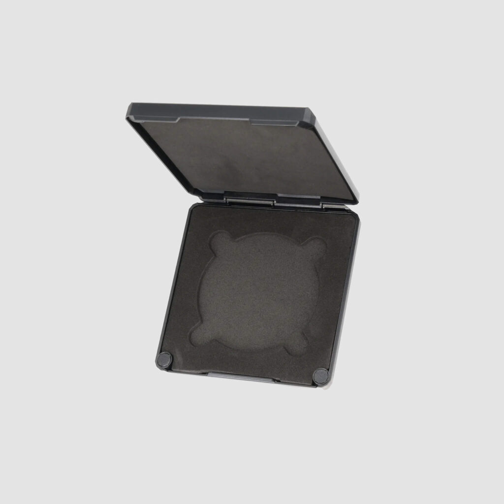 Kolari Magnetic Filter Case   77MMKPCASE product shot